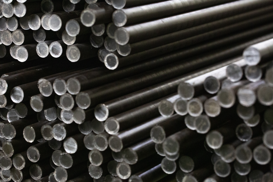 What Are Some Key Properties of Titanium? Insights from a Centerless Bar Distributor in Pittsburgh, Pennsylvania